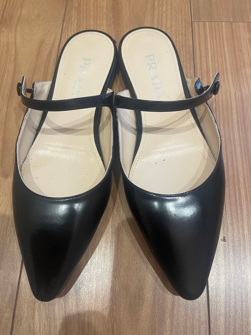 PRADA ブラック レザー ミュール