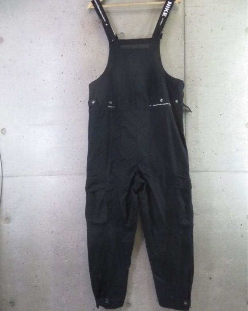 NIKE ナイキ　ブラックオーバーオール