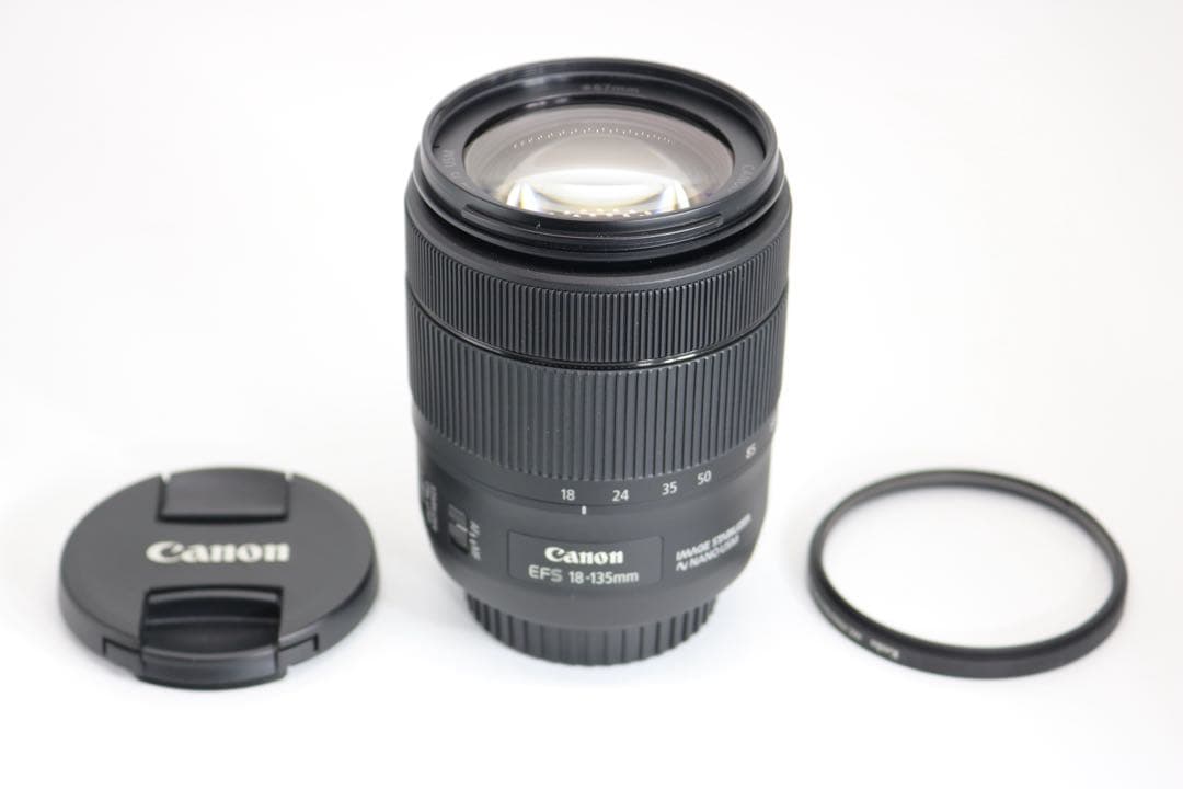 新品級 【Canon EF-S 18-135mm IS USM】 EFレンズ