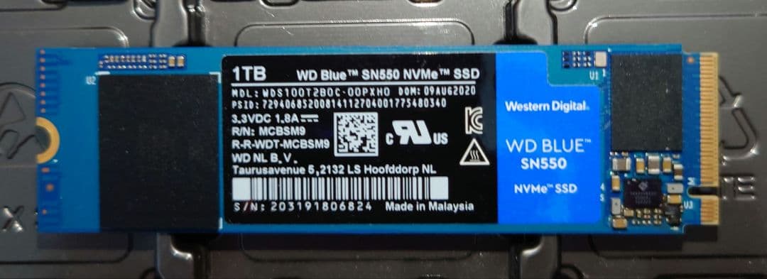 正常98% WD Blue SN550 1TB NVMe SSD