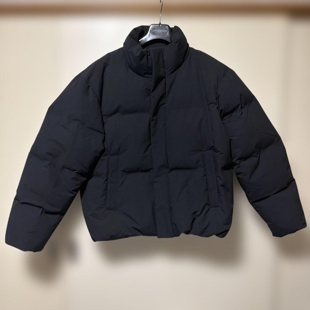 ユニクロ　シームレスダウンジャケットＬ　ブラック