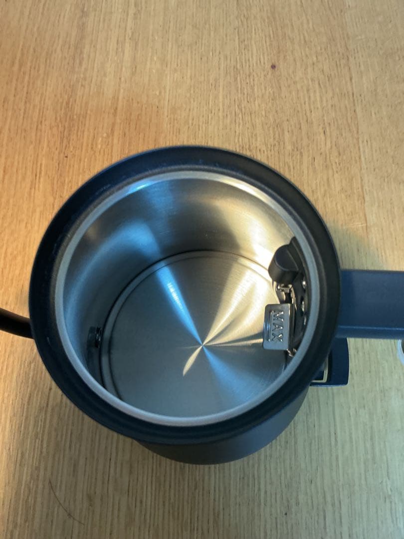 ☆オシャレ！バルミューダ電気ケトル　The PotK07A-BK超美品　送料無料