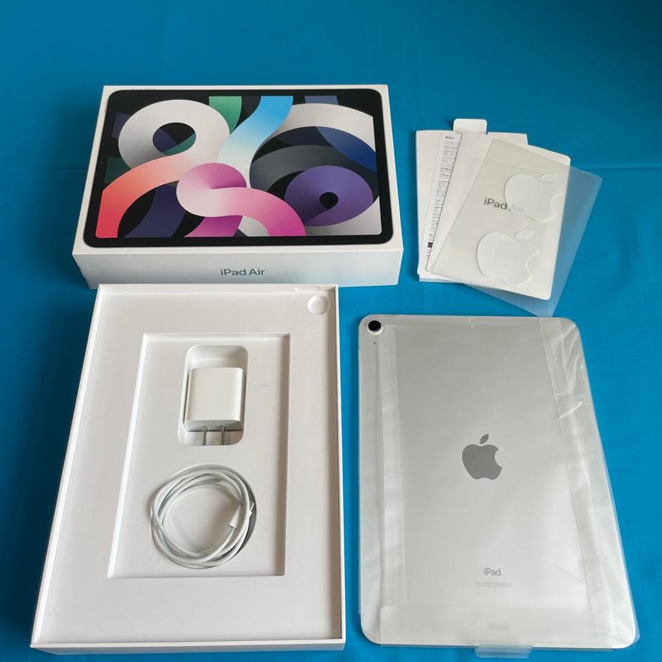 ○付属品完備○iPad Air4 64GB Silver Wi-Fiモデル