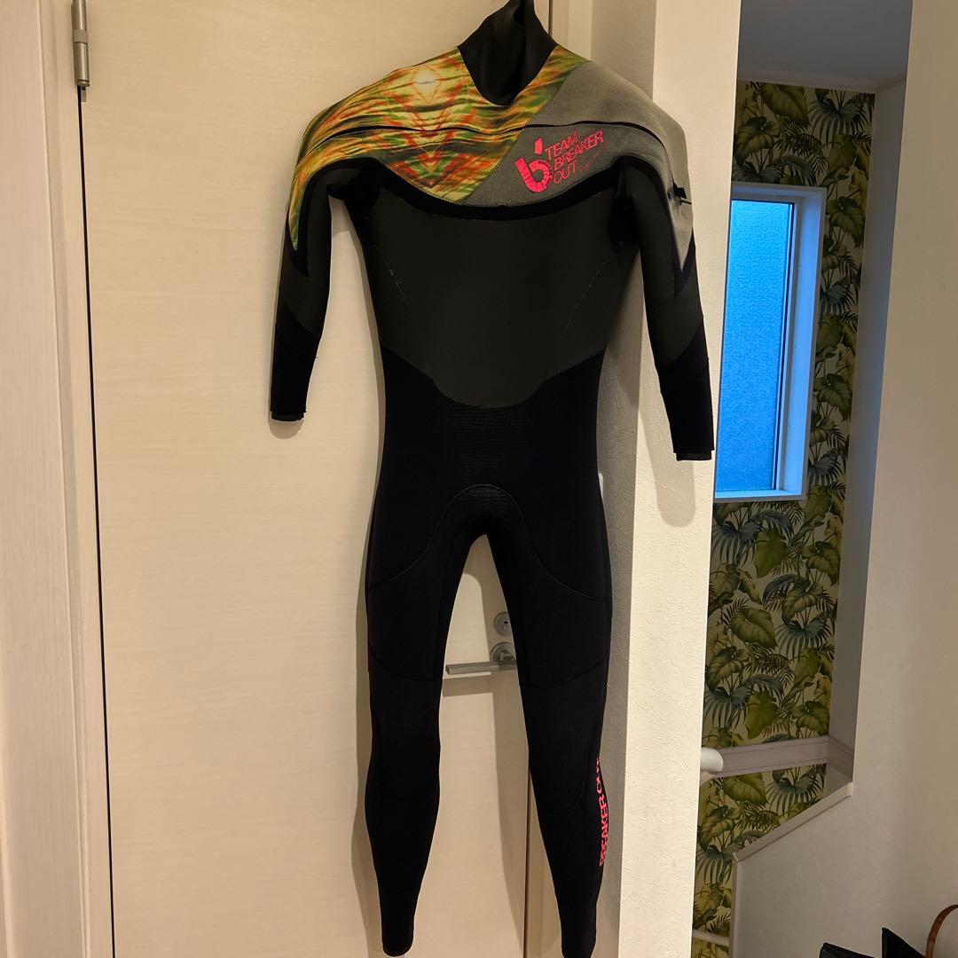 BREAKER OUT 4/3mm セミドライメンズ　MLからMLB相当