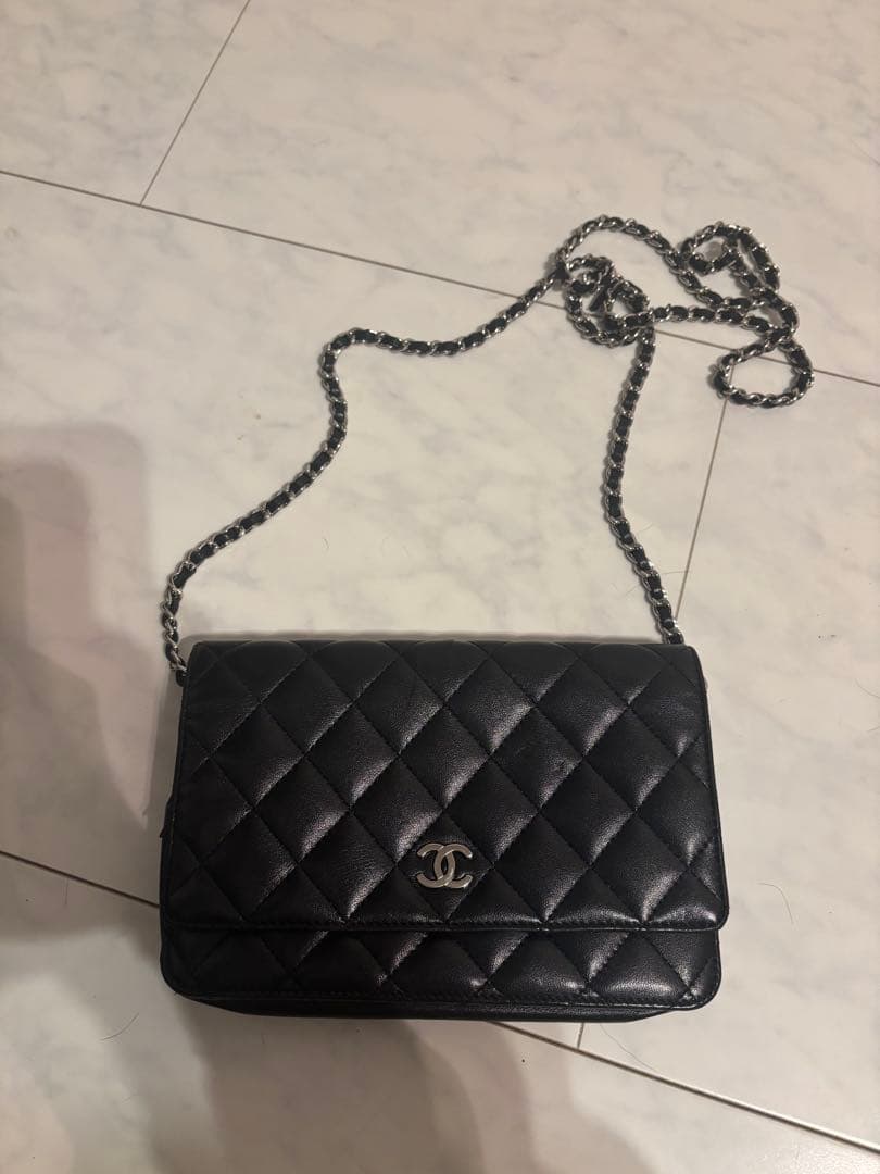 CHANEL チェーンウォレット　シルバー金具　難あり