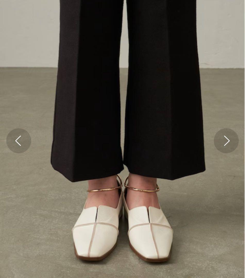 Le Talon GRISE レザーフラットシューズ