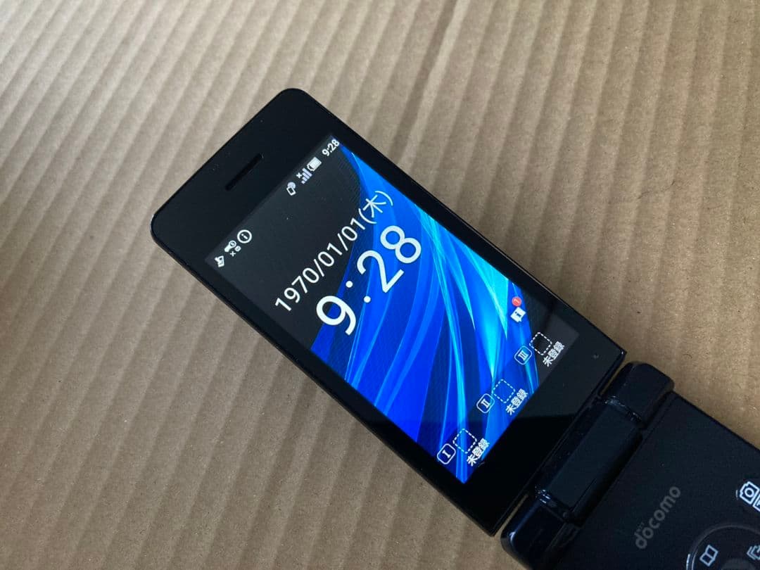 美品 L010 ドコモ AQUOSケータイ SH-02L ガラホ simフリー