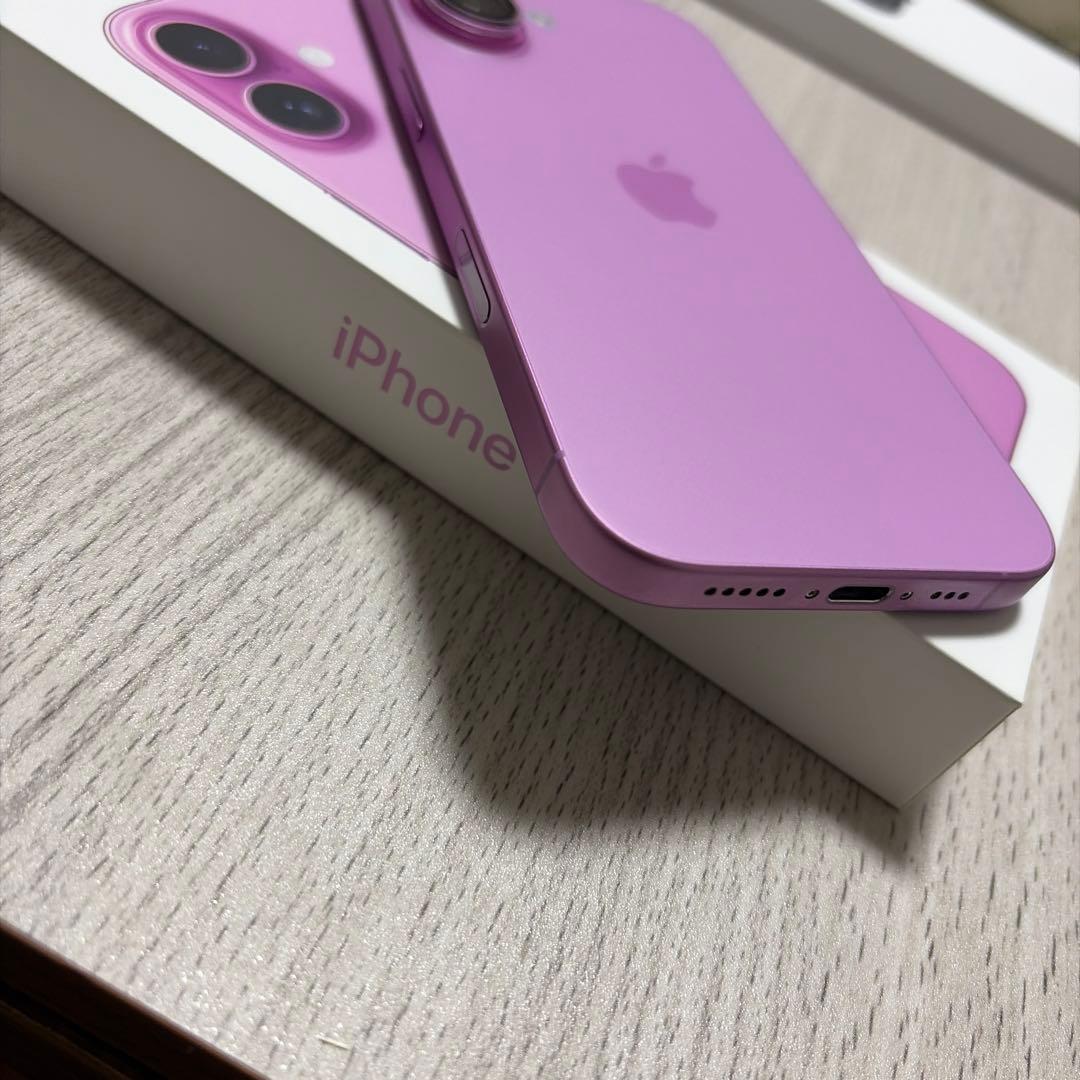 【美品】iPhone16 128GB SIMフリー バッテリー93% ピンク