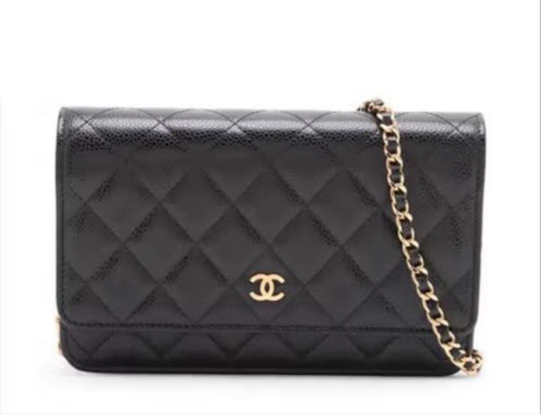 シャネル チェーンウォレット ブラック ゴールド金具