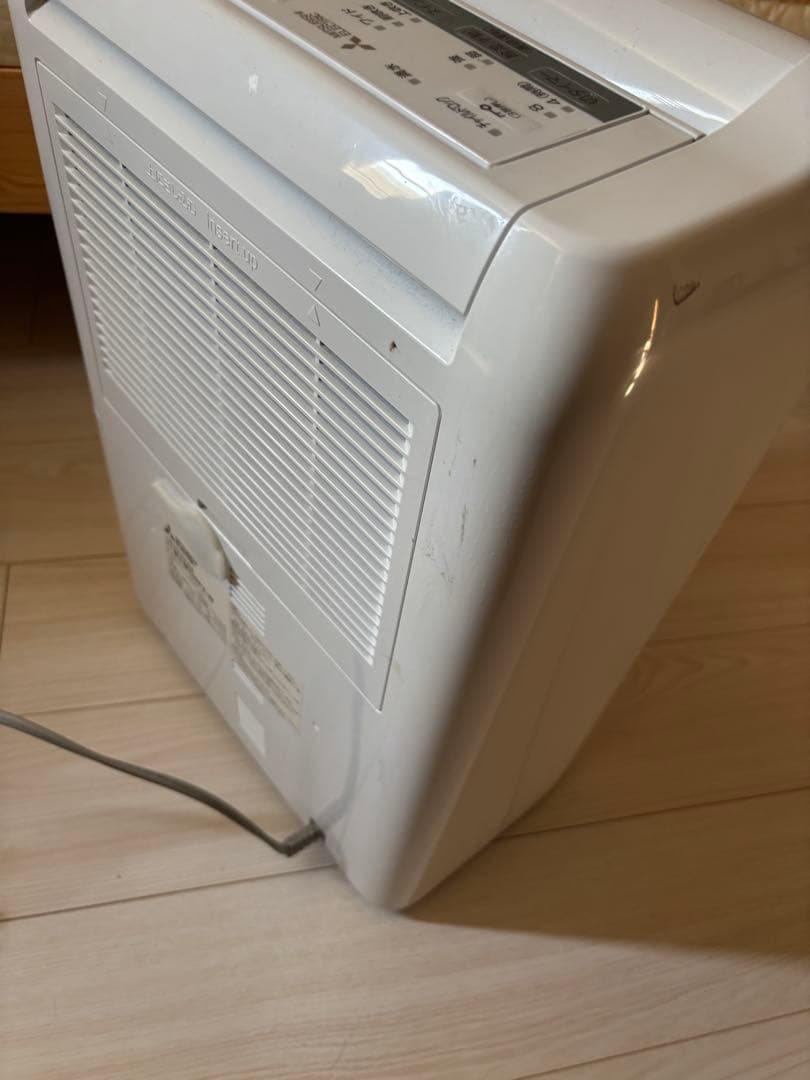 三菱　SARARI 除湿機 10L/日 コンパクト