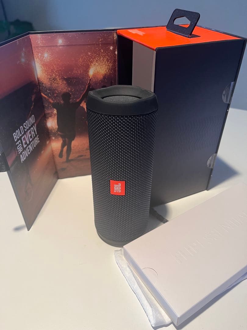 JBL Flip Essential 2 ワイヤレススピーカー