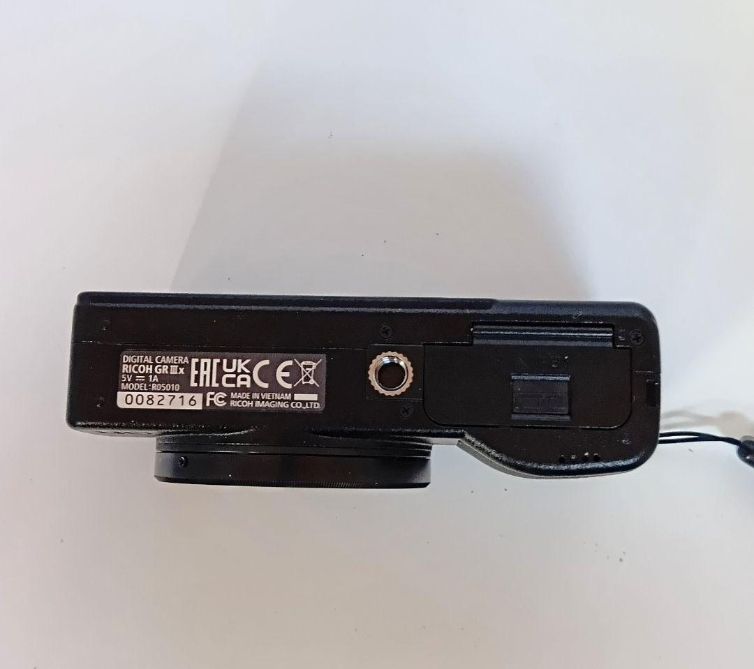 【おまけつき】RICOH GR IIIx 40ミリ コンパクトデジタルカメラ