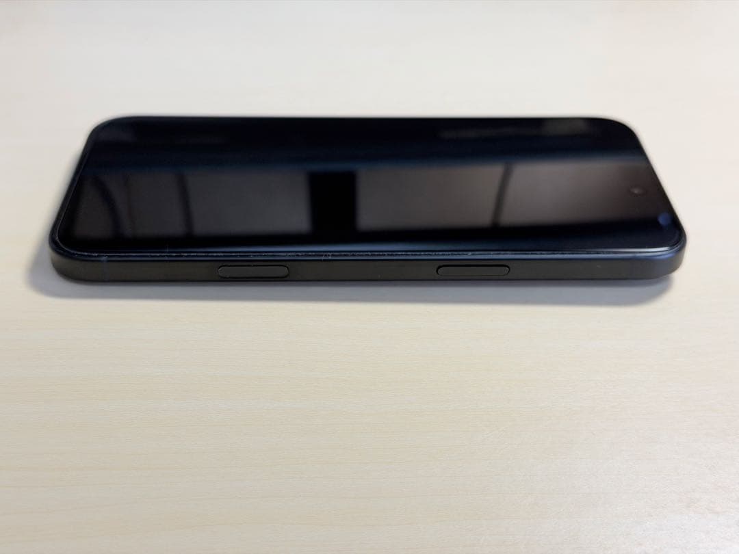 iPhone 16 Plus 本体 256GB ブラック