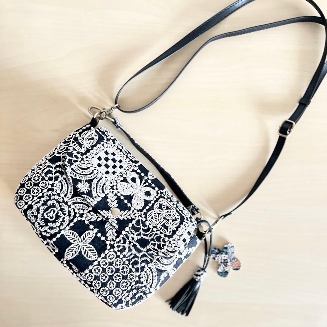 ミナペルホネン コロンとしたショルダーバッグMB510-071