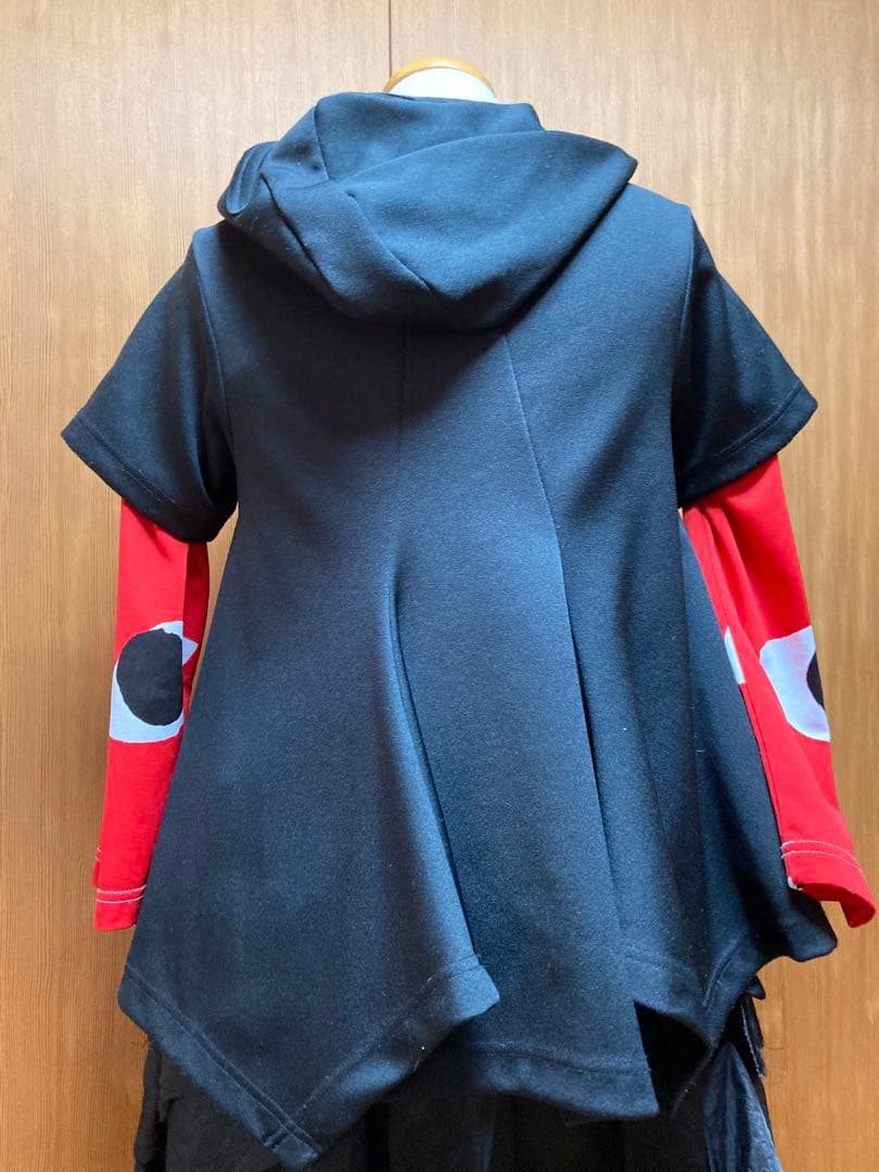 コムデギャルソン　フード付きフレアーカットソー