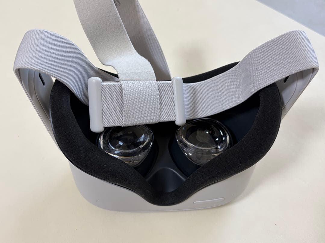 ほぼ未使用　 Quest2  オキュラスクエスト2