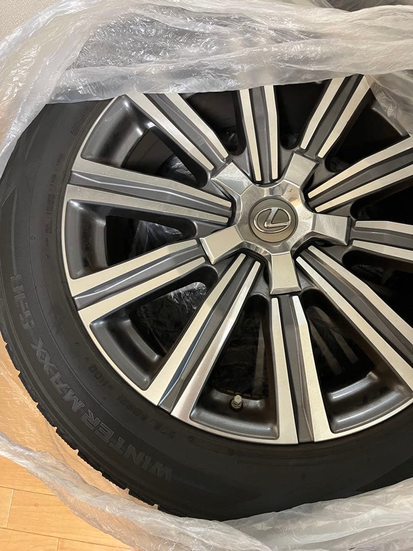 最終値下げ、21インチレクサス LX 純正 275/50R21 スタッドレス