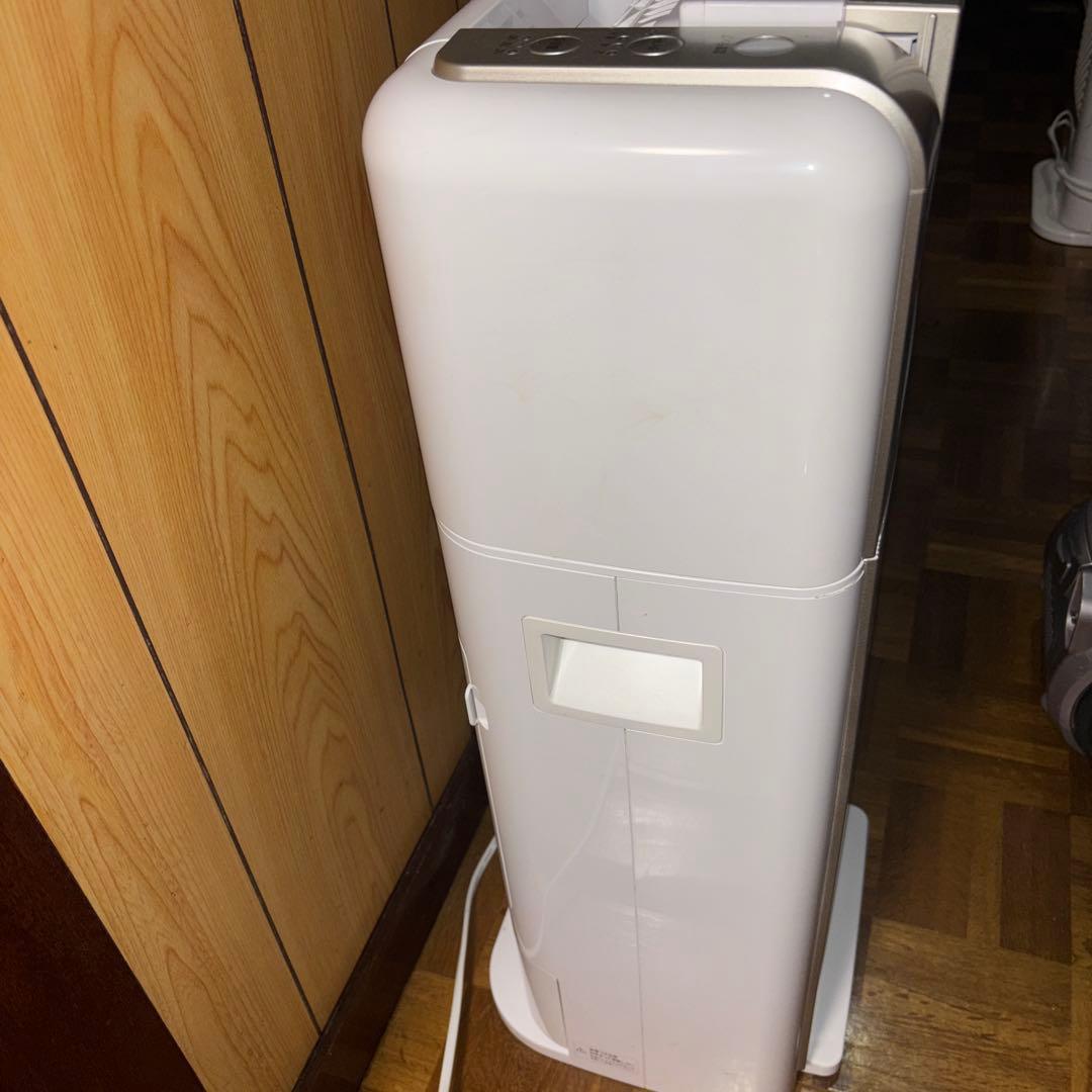 アイリスオーヤマ サーキュレーター 衣類乾燥除湿機2021年製！