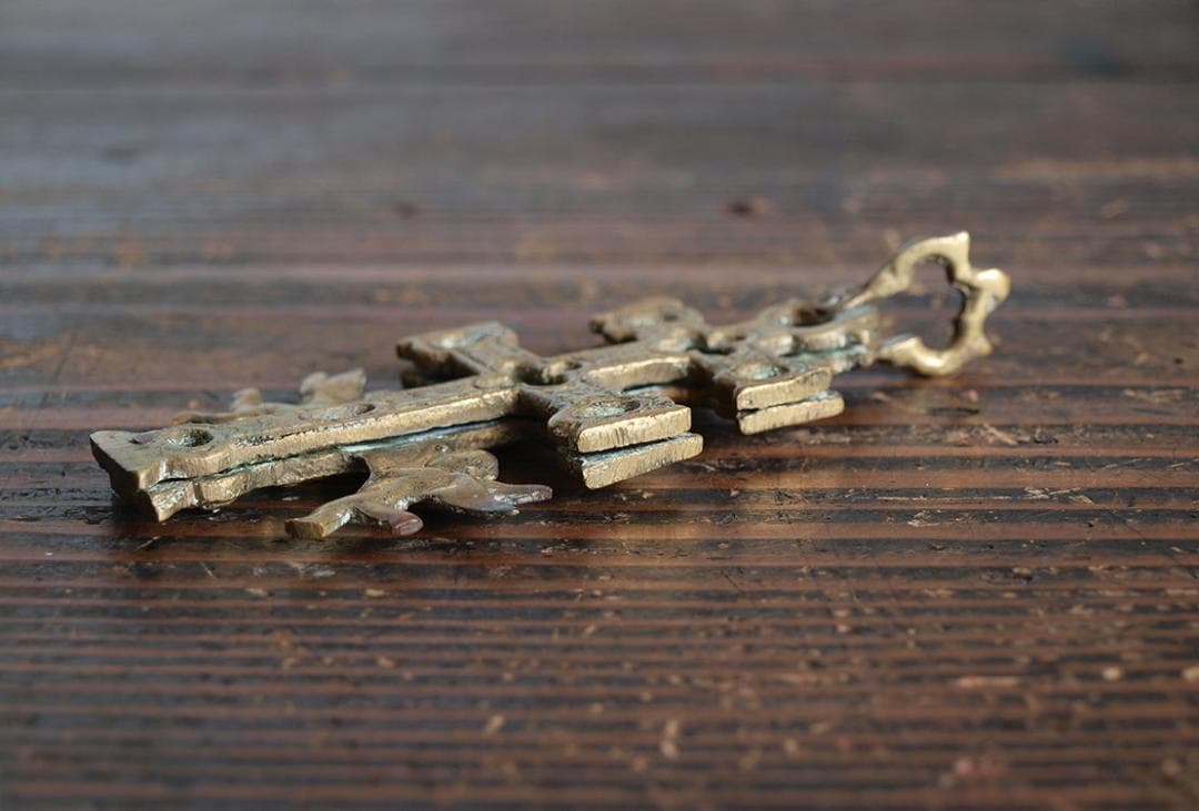 カラバカ村に伝わる伝説の十字架 天使が運ぶカラバカクロス 聖遺物 /K120