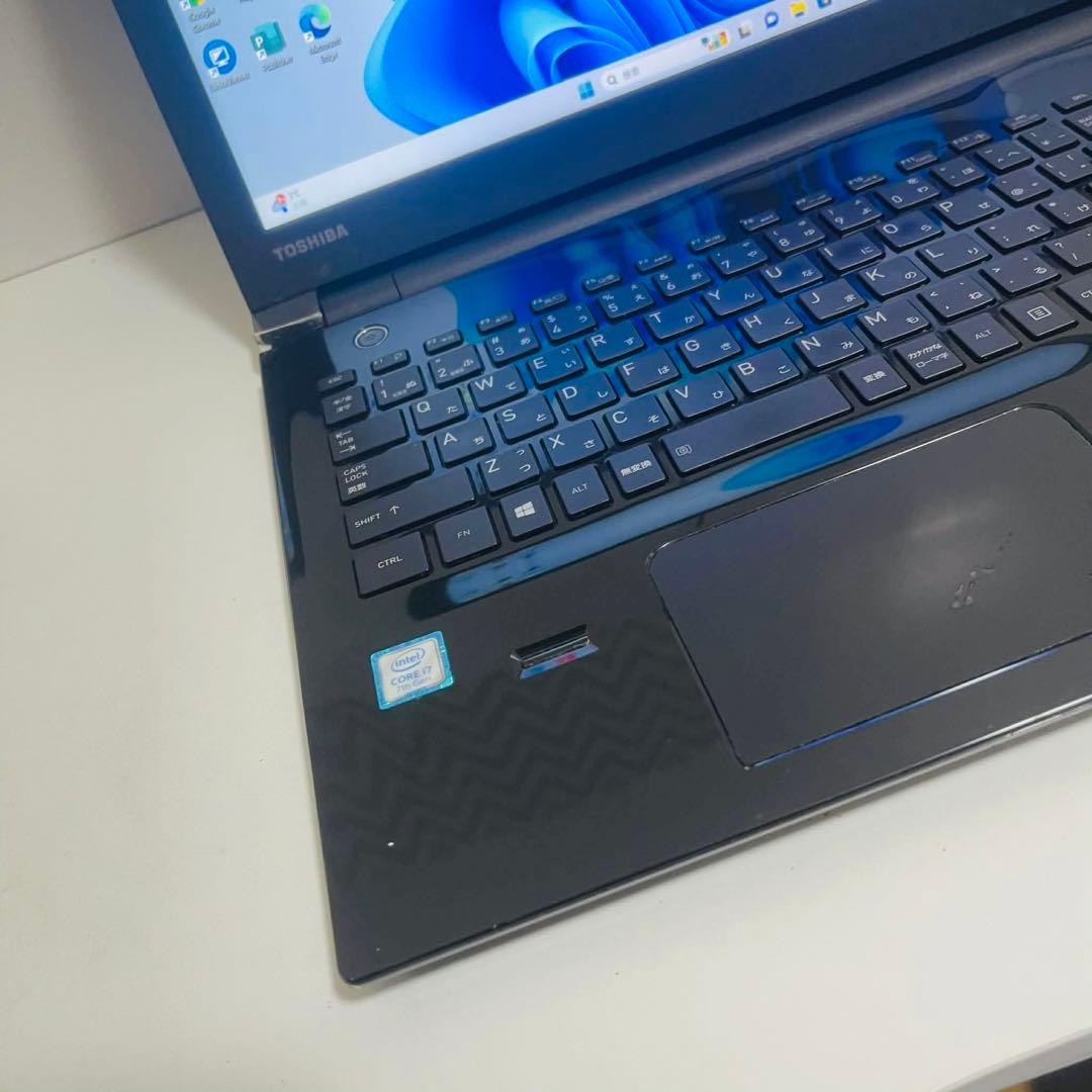 T19 TOSHIBAノートパソコンi7メモリ8G第7世代高速Windowsっq