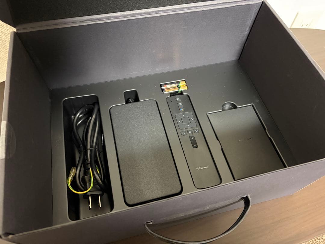 NEBULA Cosmos フルHDプロジェクター 900ルーメン