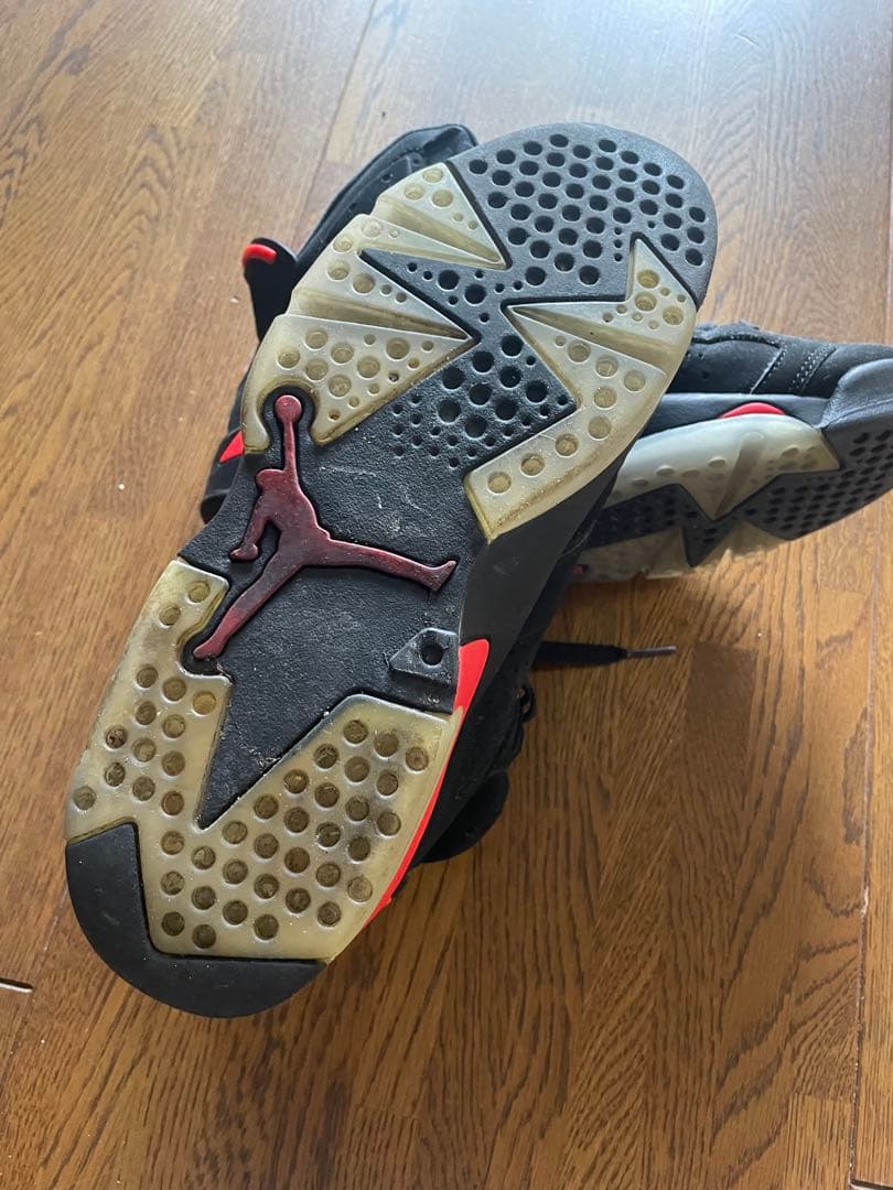 NIKE AIR JORDAN 6 ブラック/オレンジ　26.0