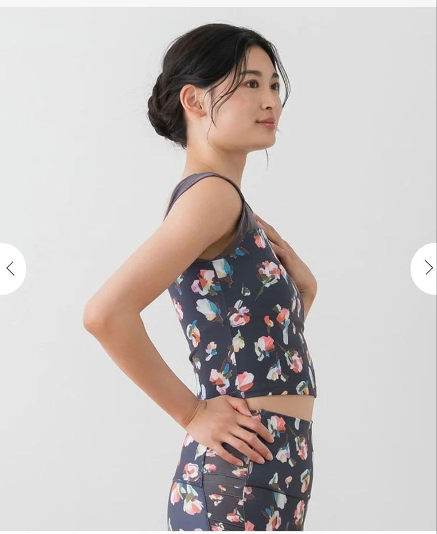 未使用品【SUKALA】ローズプリントグレースショートトップス　L