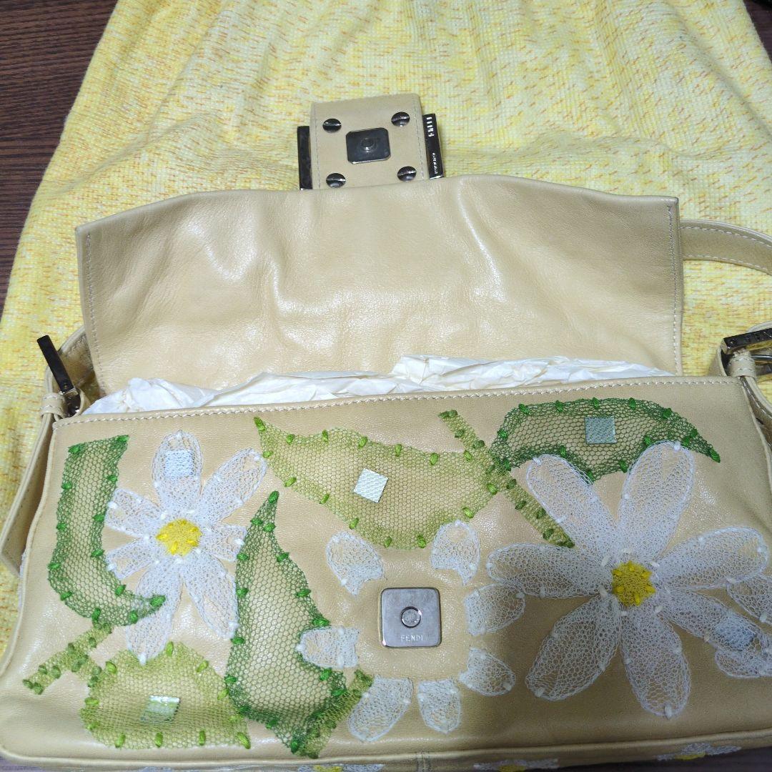 FENDI 花柄刺繍 ハンドバッグ