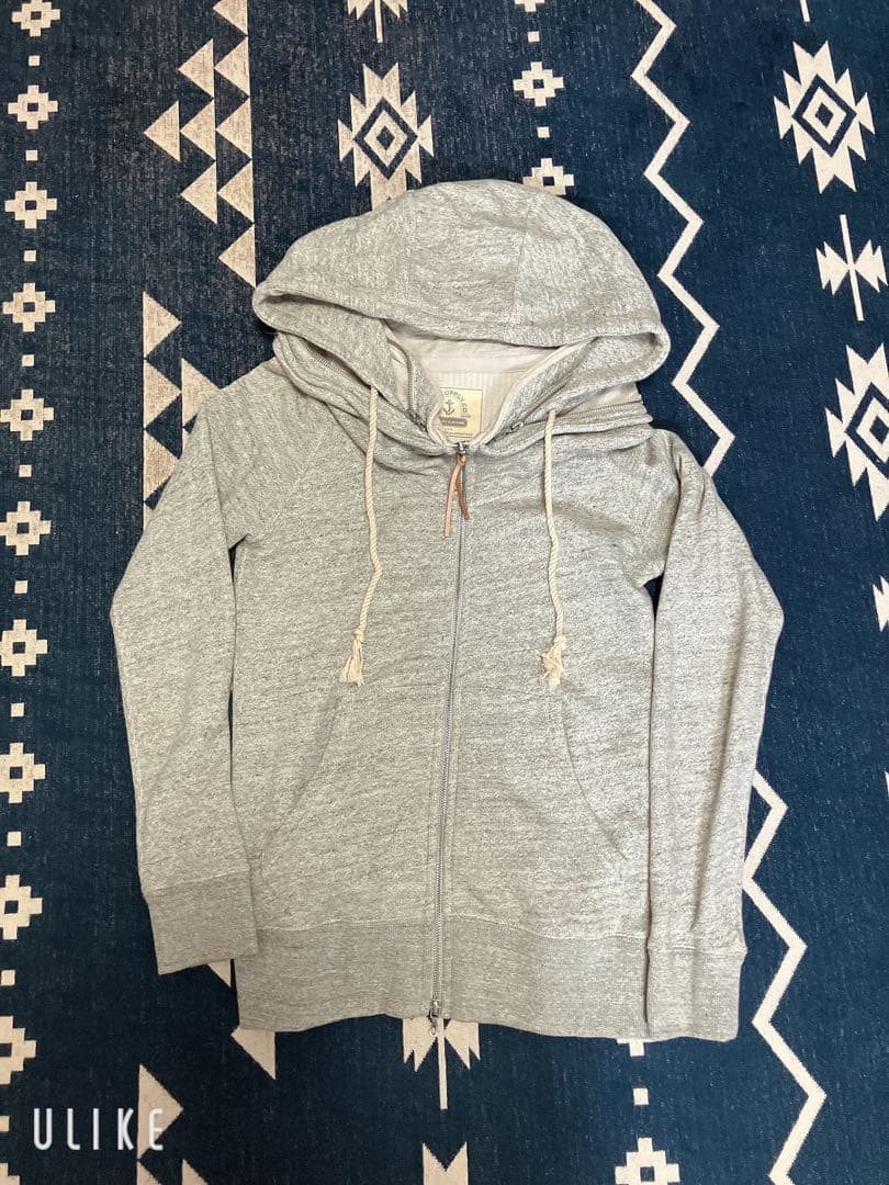 goaグレー フード付きパーカー