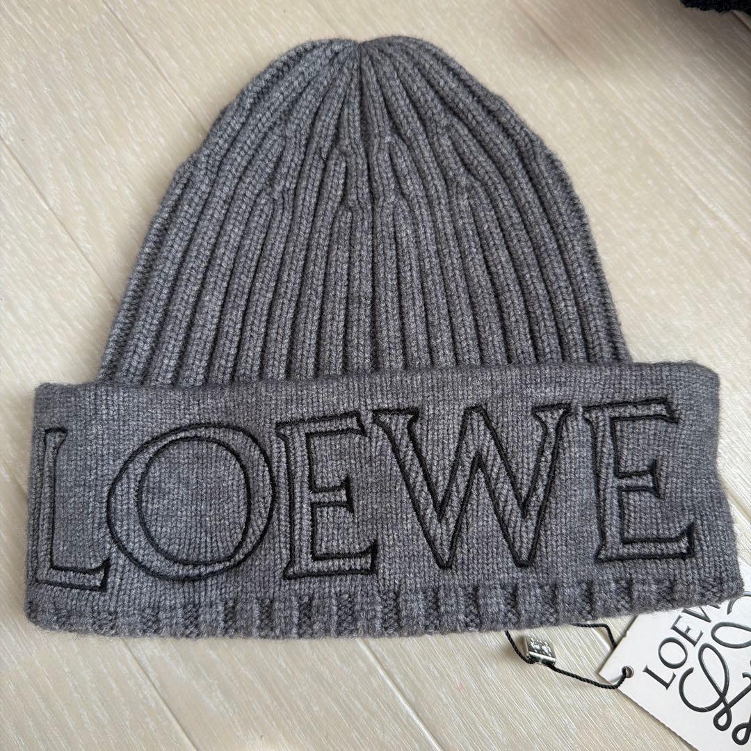 LOEWE グレー ニット帽