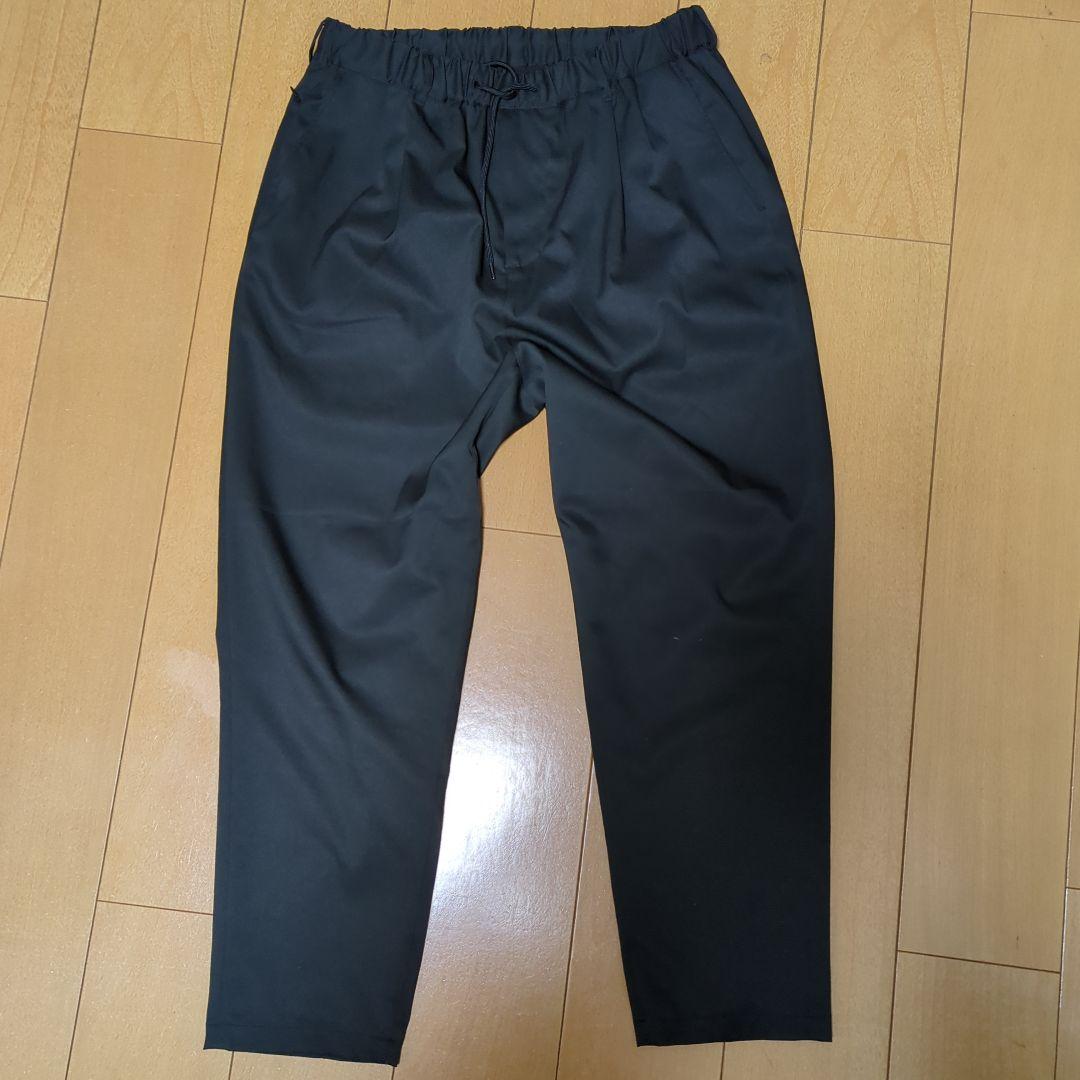 Macqlo テーパードパンツ