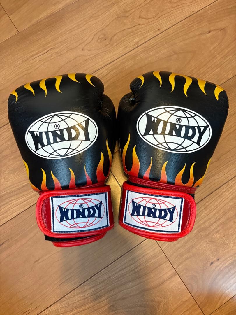 WINDY ボクシンググローブ 8oz フレイムデザイン ファイヤーパターン