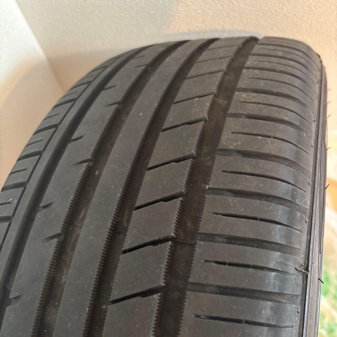 1本トヨタ220系クラウン18インチ純正ホイール タイヤ付き