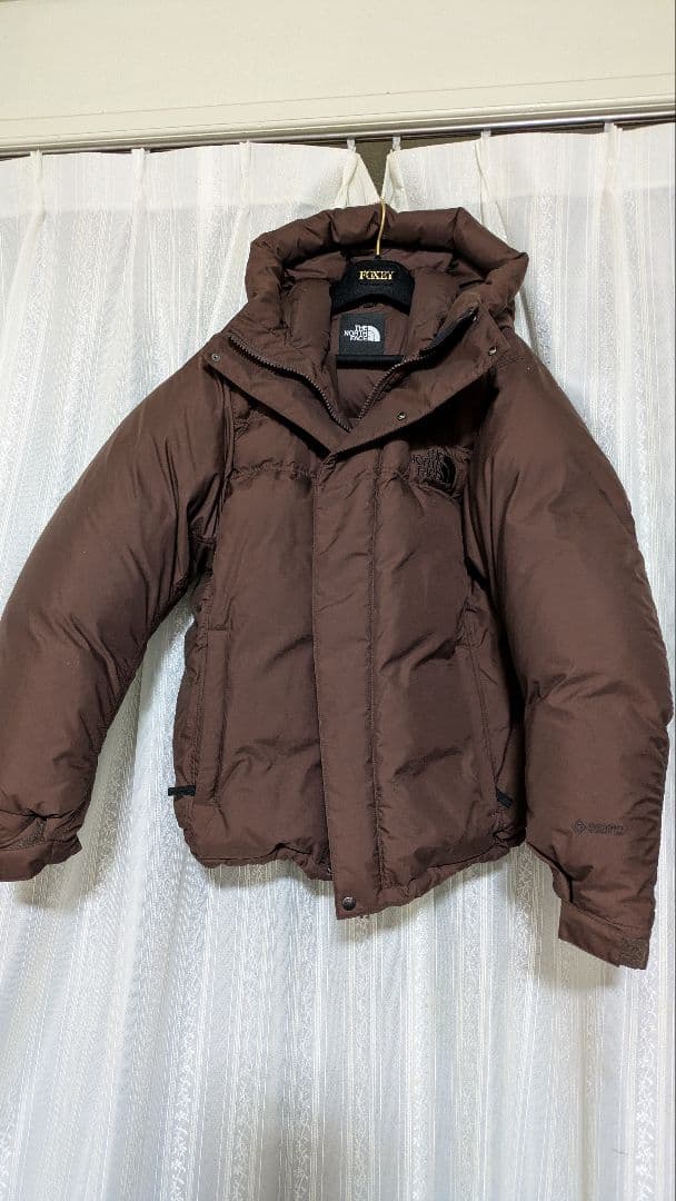 THE NORTH FACE ブラウン ダウンジャケット　フード付き