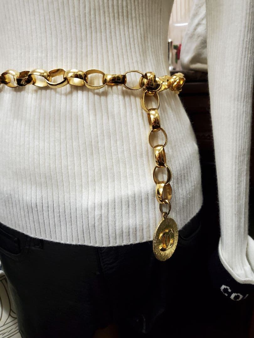 CHANEL シャネルゴールドチェーンベルト