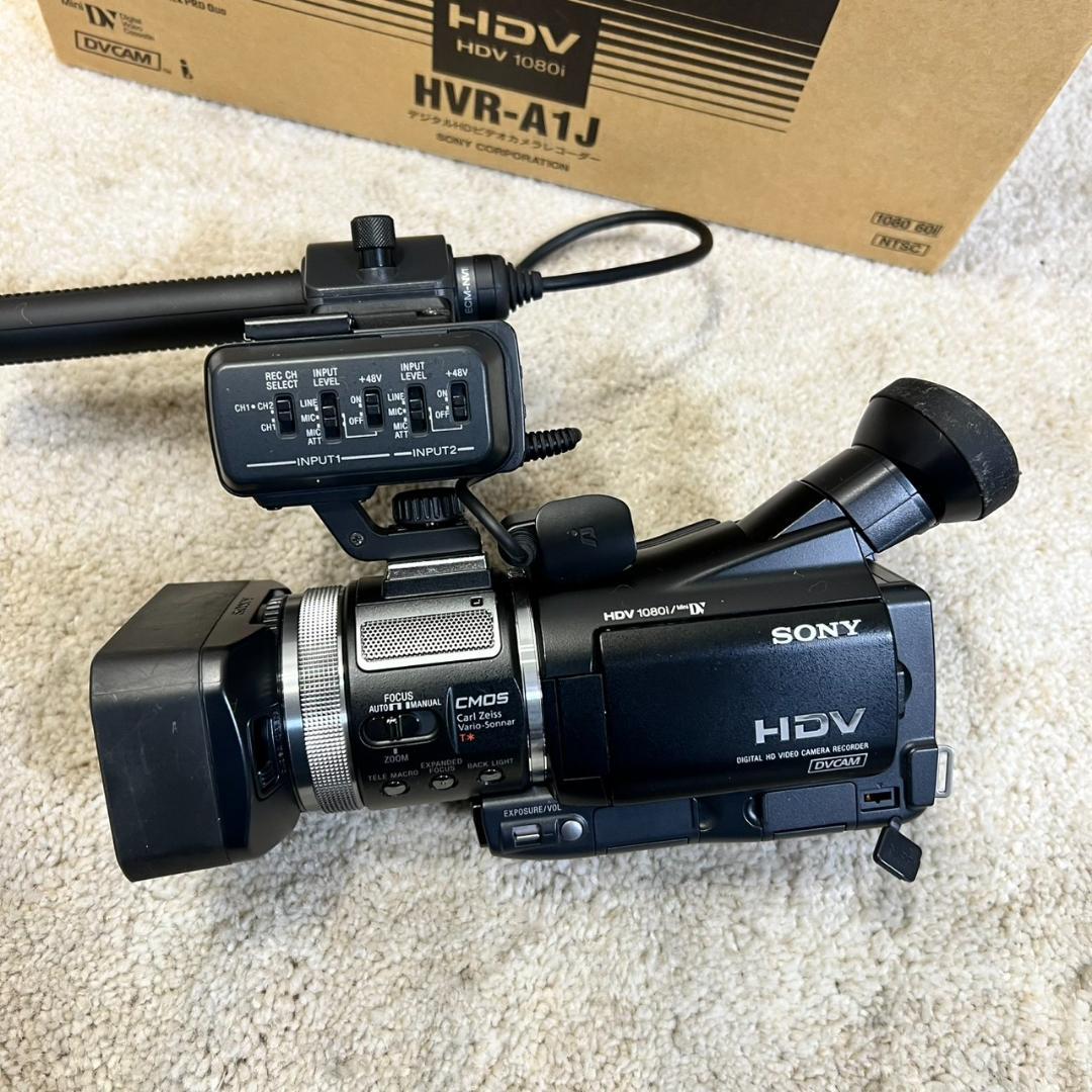 SONY HVR-A1J 業務用ビデオカメラ★XLRマイク・箱付★バッテリー無