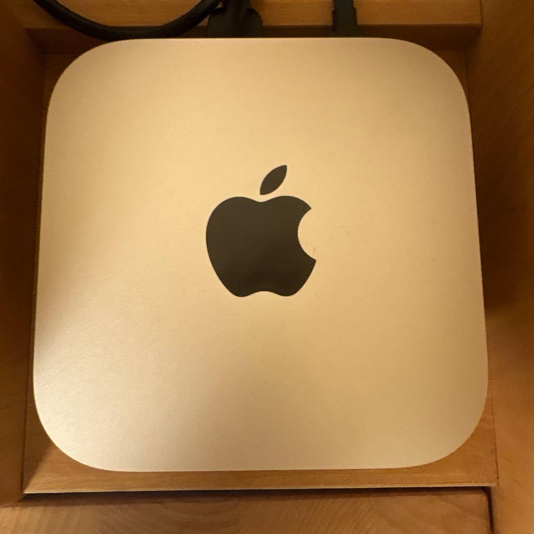 M4 Mac mini 2024 16GB (ワイヤレスキーボード、マウス付き)