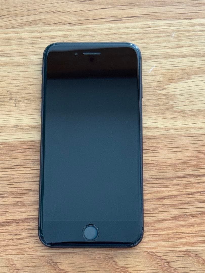 iPhone 8 64GB バッテリー（互換品）交換済み SIMフリー