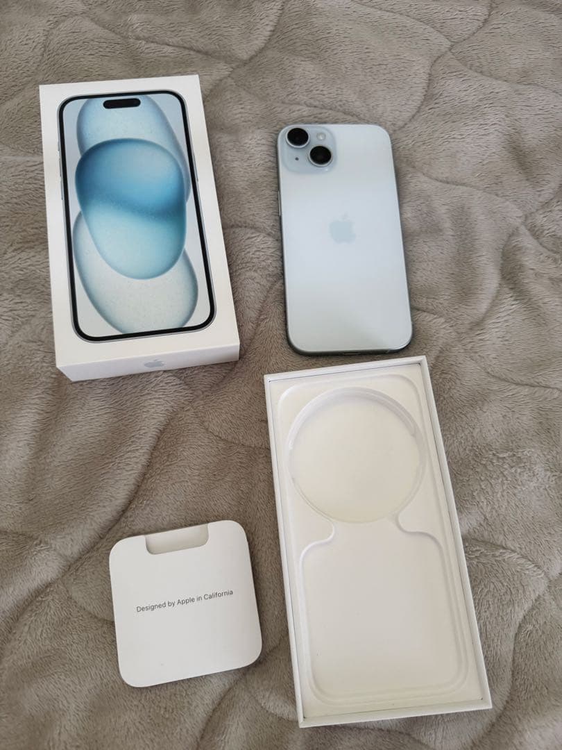 【美品】iPhone 15 128GB SIMフリー　94％