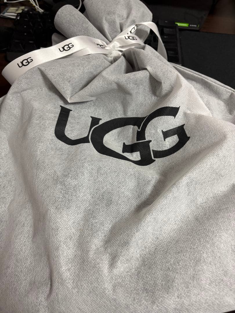 r*w様 UGG シープスキン シームド グローブ ピンク 品番19145922