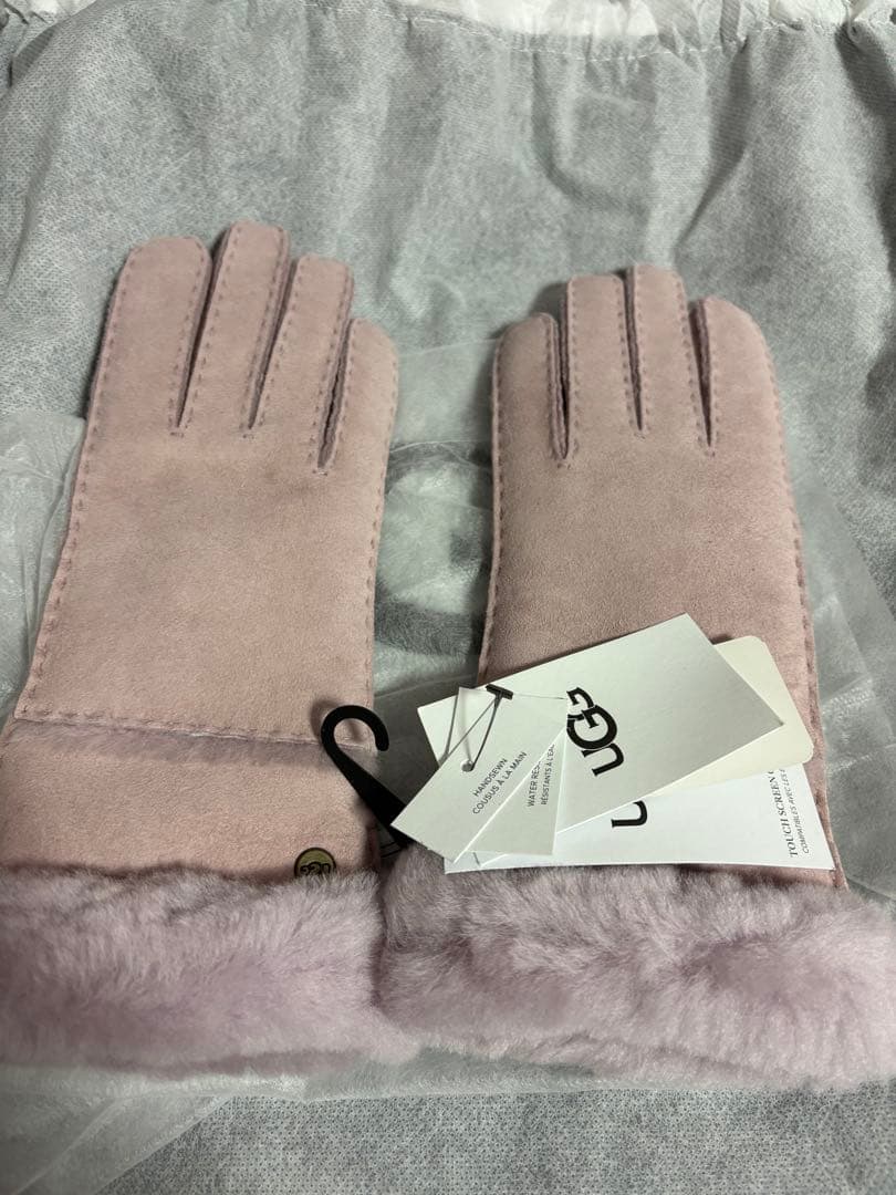r*w様 UGG シープスキン シームド グローブ ピンク 品番19145922