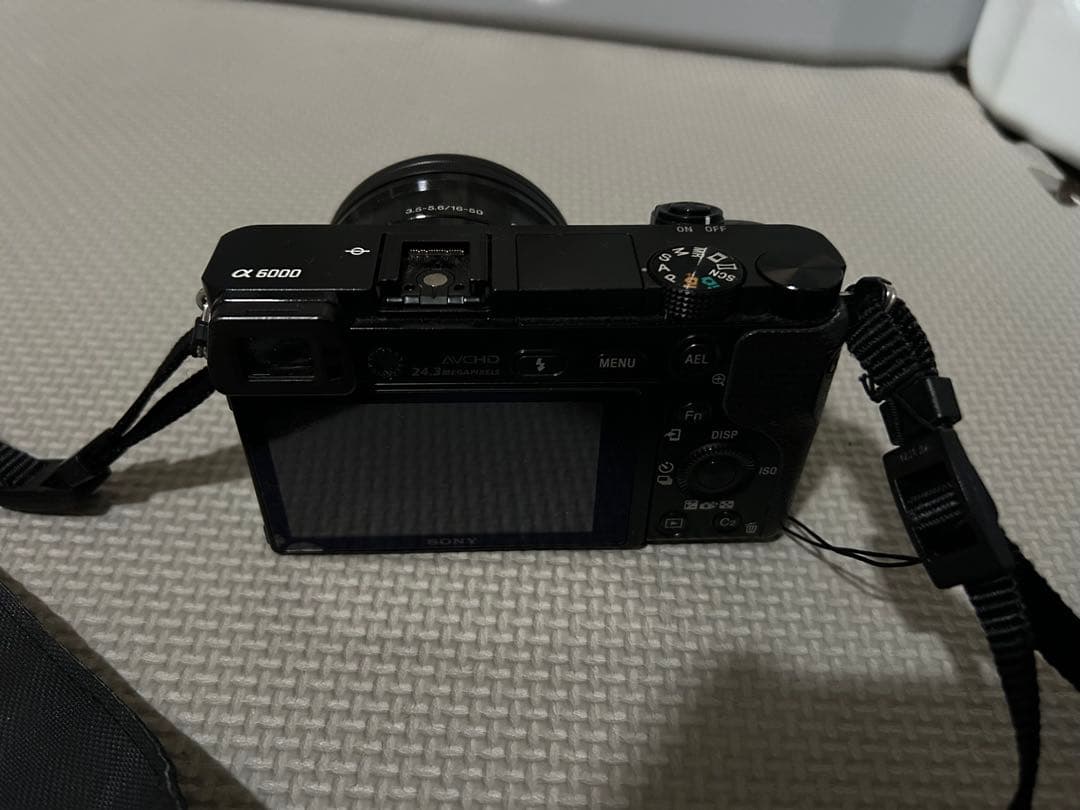 SONY α6000 ミラーレスカメラ E 18-50mm
