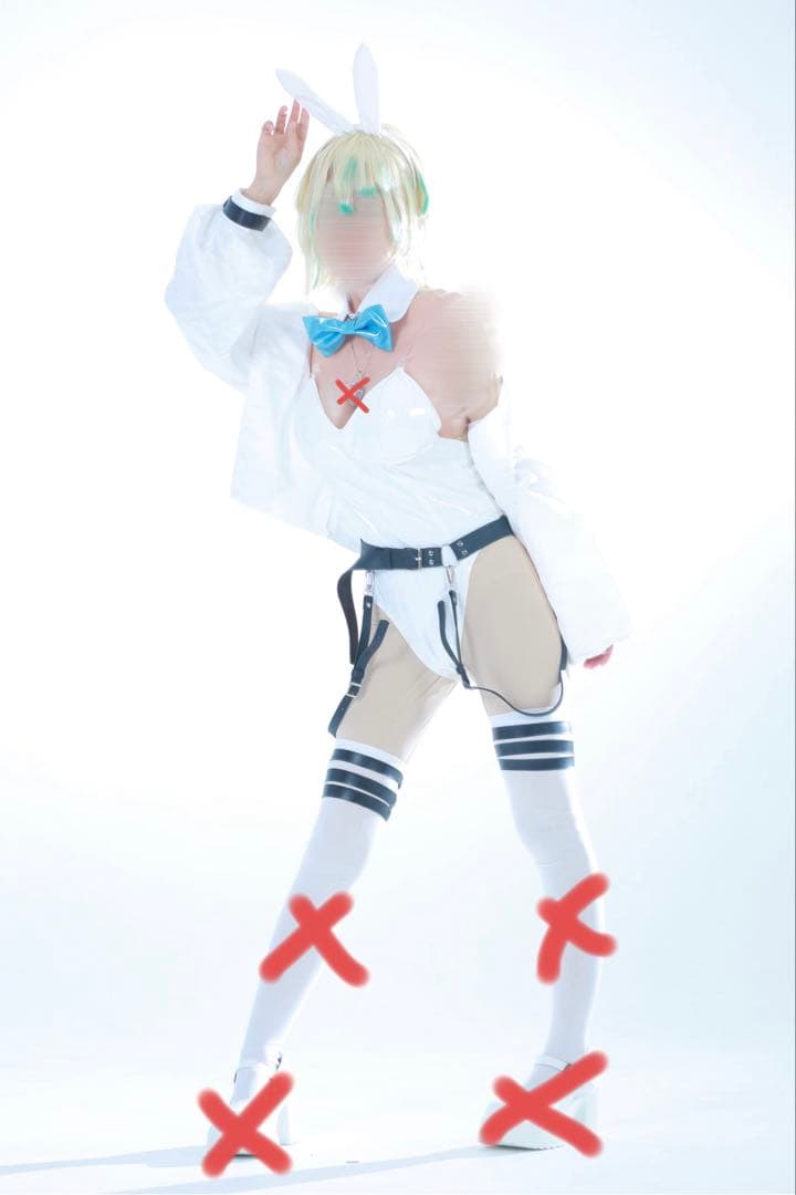 緋八マナ SCREAM TS 衣装