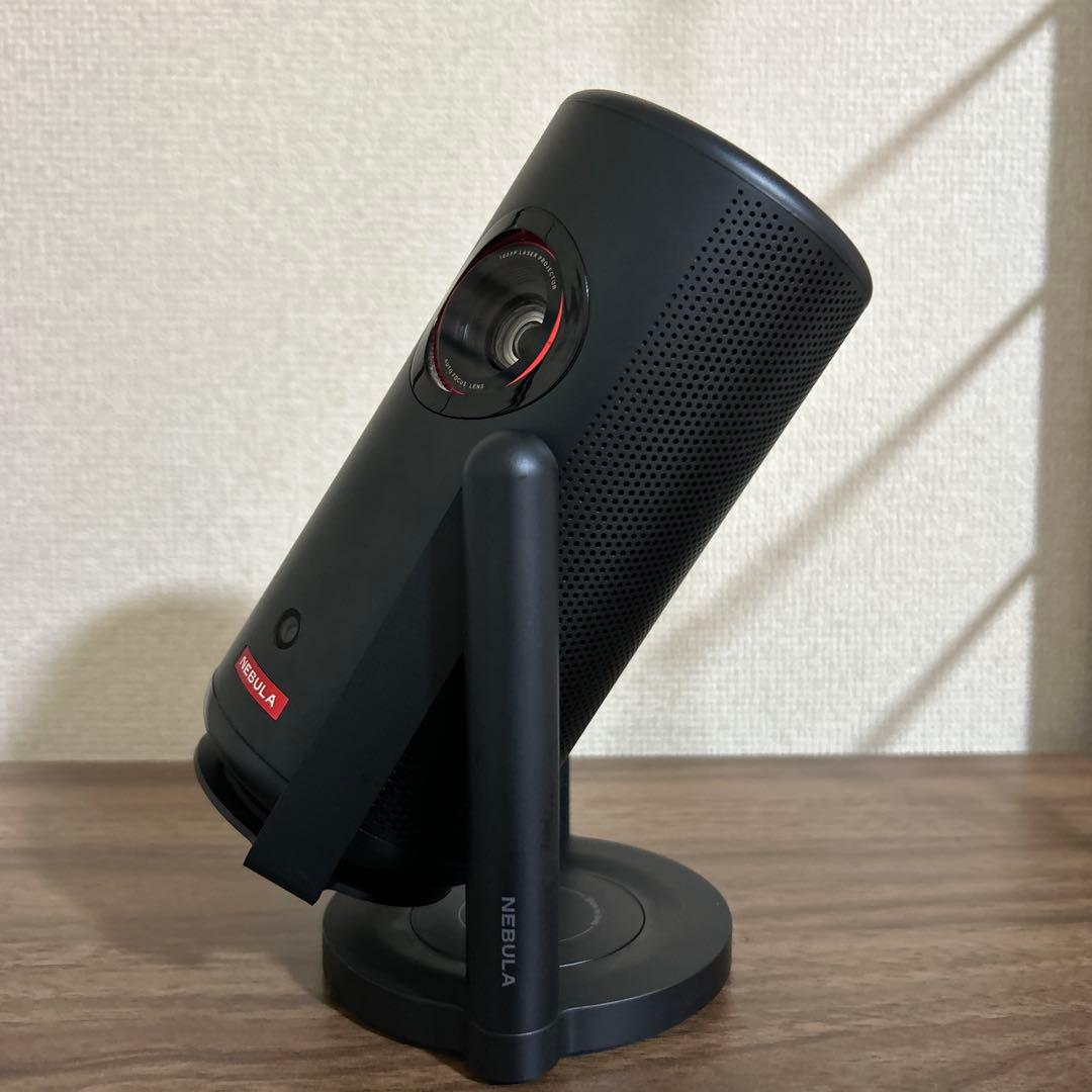 NEBULAプロジェター！スタンド２個付き！