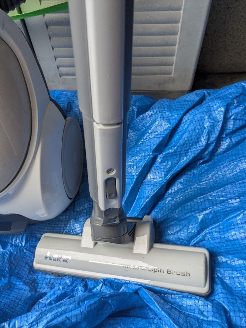 三菱　be-k 紙パック式掃除機　2022年製