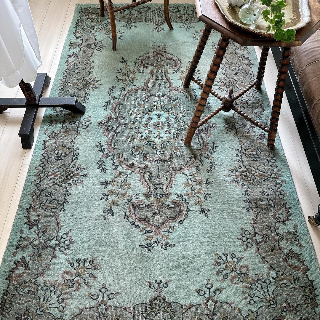 トルコ ヴィンテージラグ A58 ターコイズブルー カーキ ピンク オーバーダイ