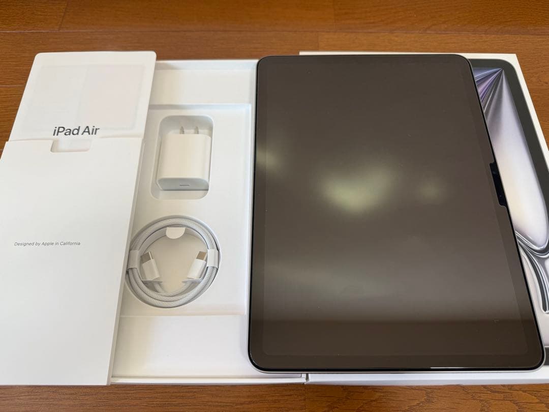 【美品】iPad Air 第6世代 11インチ M2 Wi-Fi 256GB