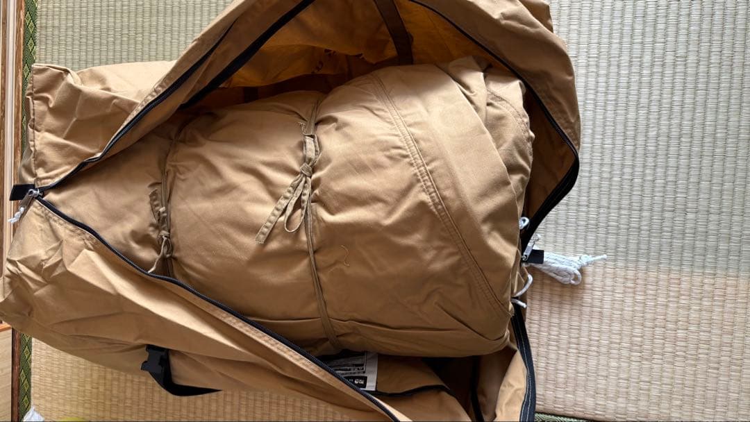 WAQ ファミリー用ワンポールテント 4-5人用スカート 煙突穴付き