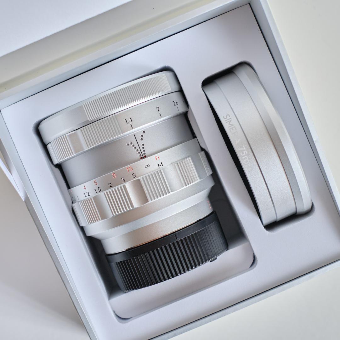 Thypoch Simera 75mm F1.4 M mount シルバー