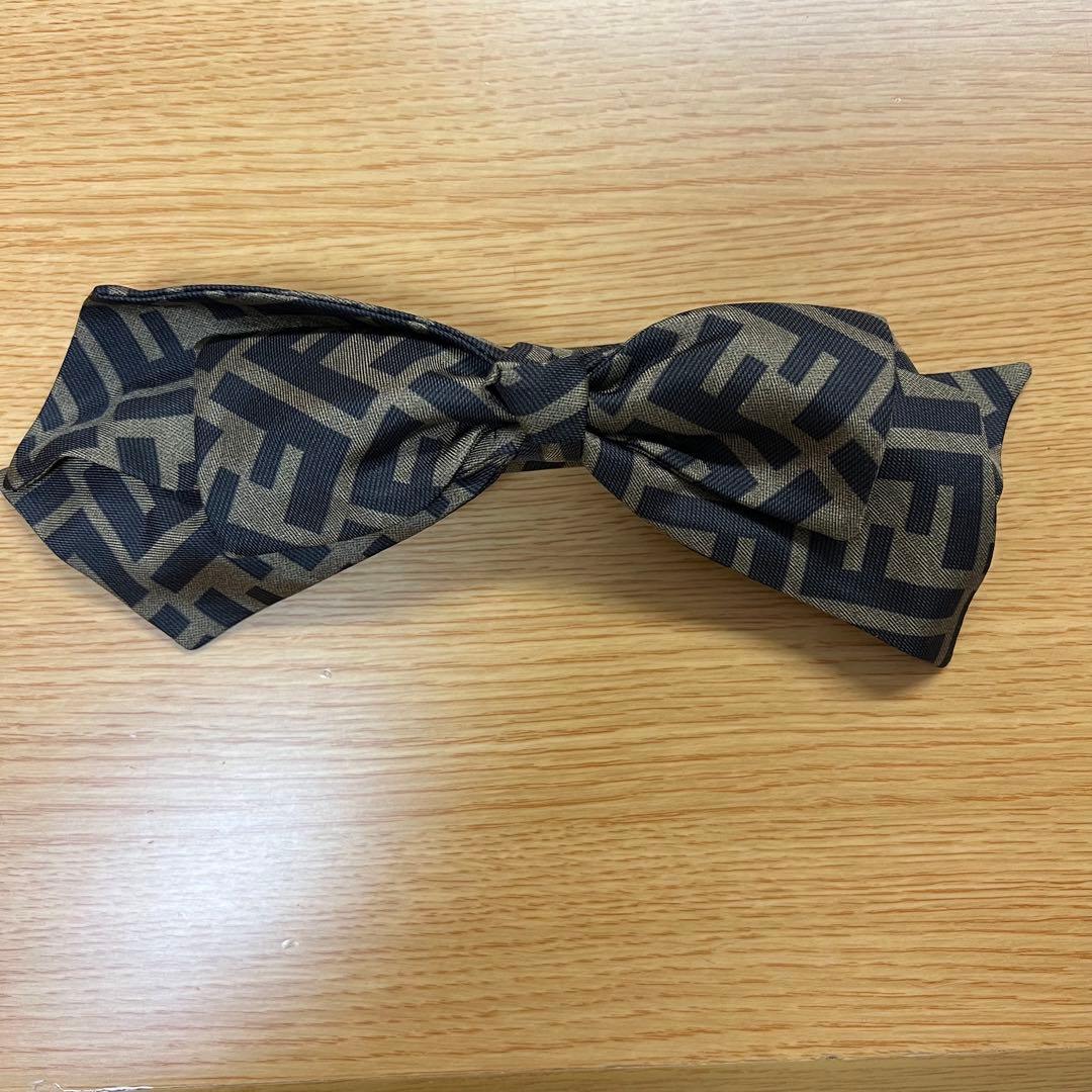 FENDI ロゴ入りリボンヘアバンド 保存袋付き